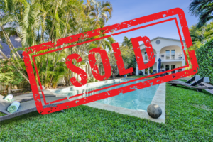 Sold pool home at 1050 NE 33rd Street in Oakland Park Florida represented by Scott Rivelli of Charles Rutenberg Realty Fort Lauderdale