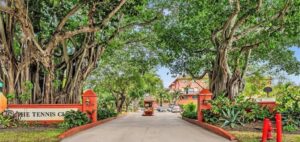 Front entrance guard gate Lauderdale Tennis Club