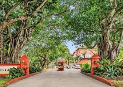 Front entrance guard gate Lauderdale Tennis Club